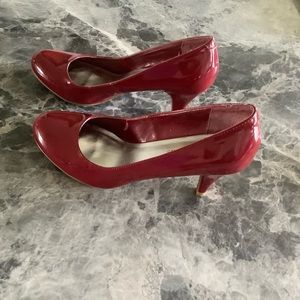 Falls creek red high heels shoes size 7.5